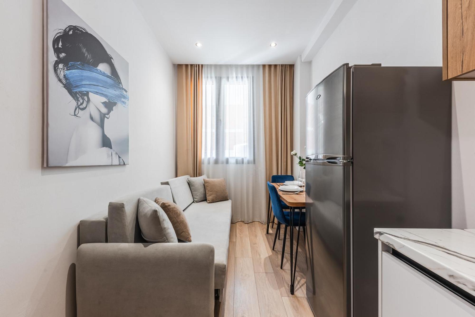 Cozy Center 500mbs Durres